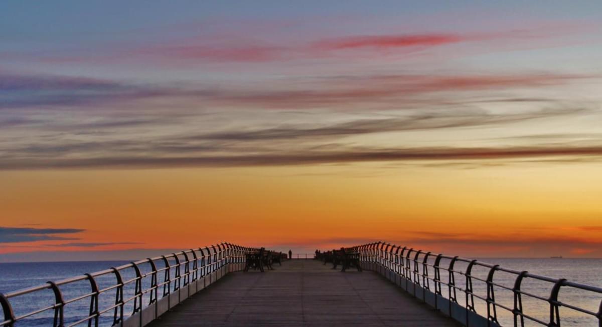 Captain'S Deck Beach Balcony Perfectlysaltburn Exteriör bild